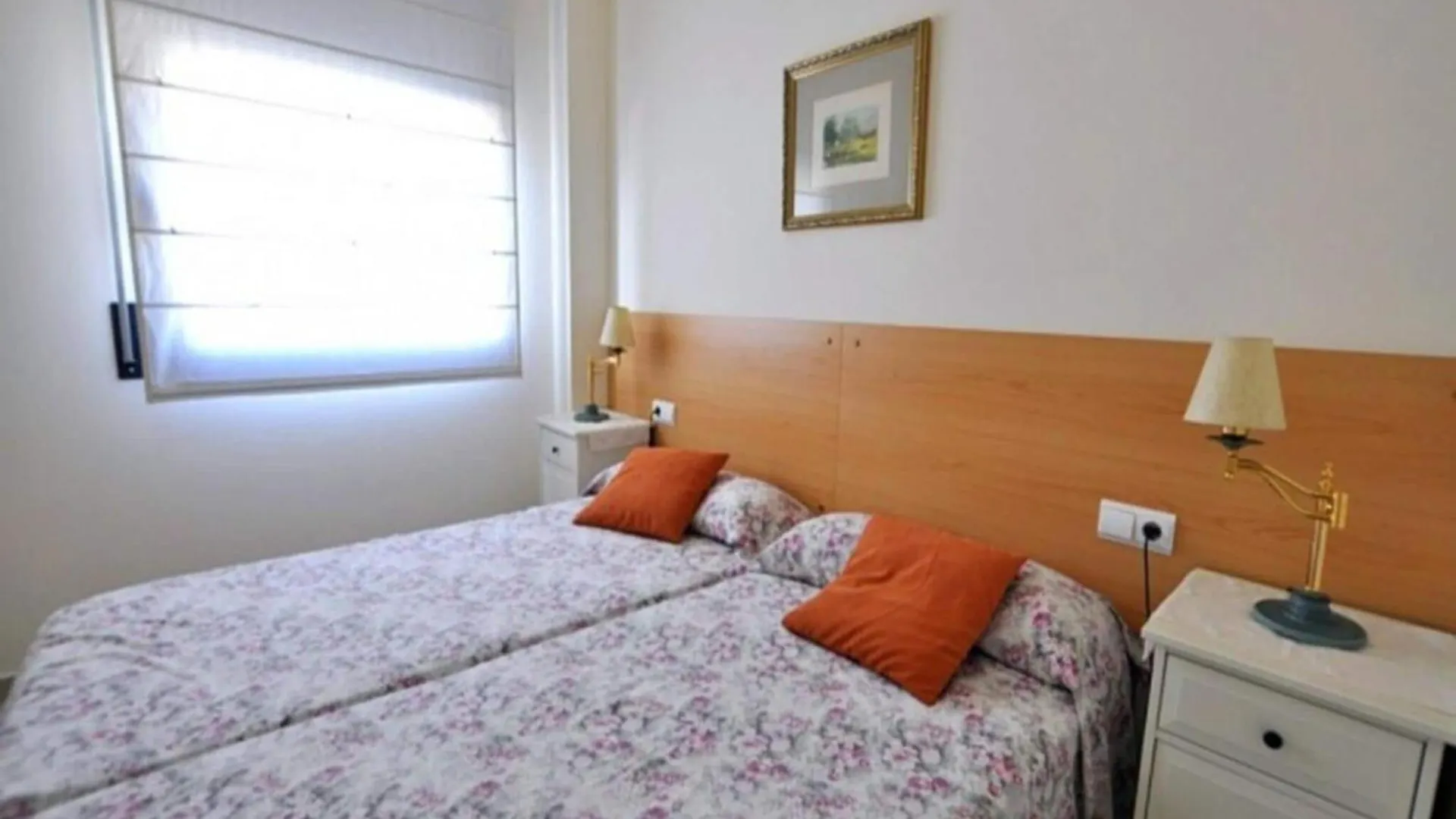 Apartment In Roses With Balcony, Pool-View 0*,